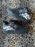DC Pixies Black White